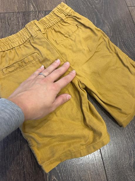 Horčicové kraťasy, pepco,104