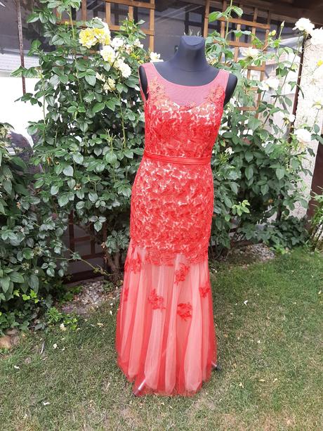 Výpredaj - spoločenské dámske šaty, ever-pretty,m