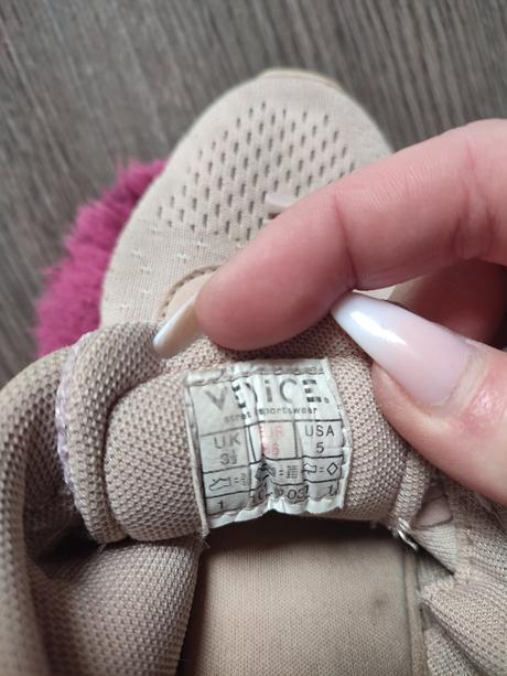 Tenisky veľ. 36, 36