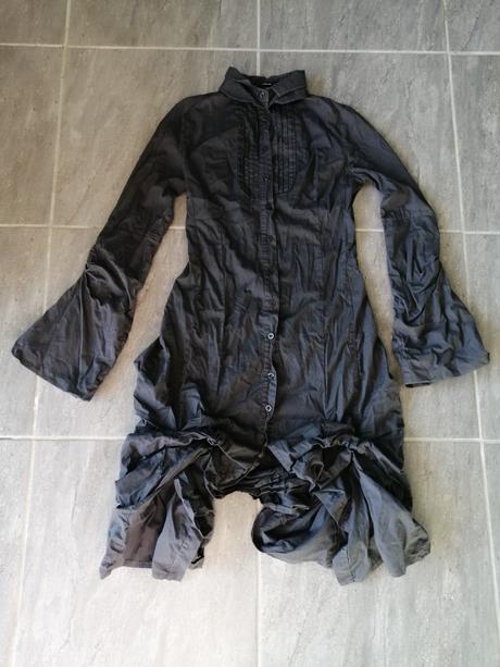 Zaujímavé sivé bavlnené šaty noname athens vm-s, m