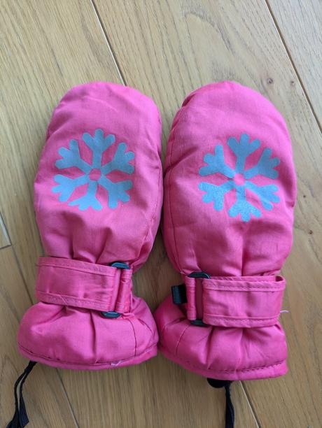 Rukavice na sneh, lupilu,104