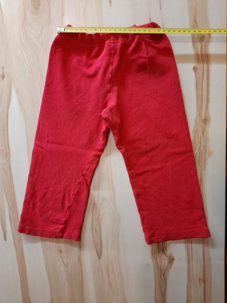 Teplé tepláčiky, 92