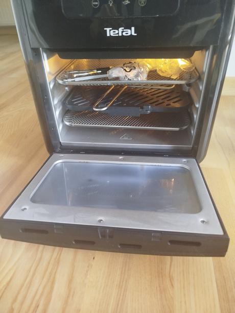 Teplovzdušná frizeta, tefal