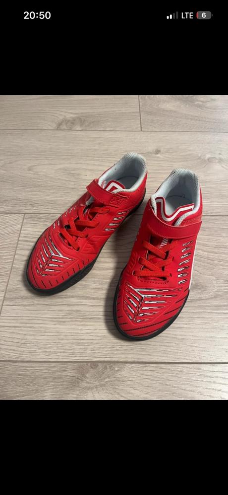 Detské halovky, decathlon,30