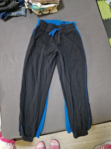 Tepláky 3ks v.146, 146