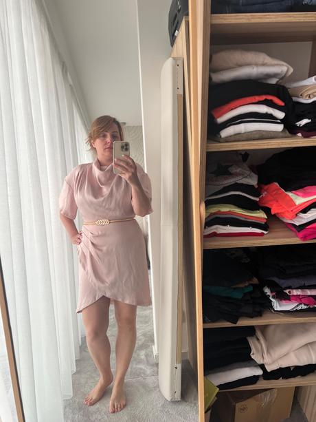 Staroruzove saty, 42