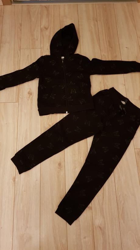 Motylikova teplakova suprava, h&m,122