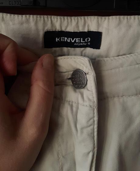 Dámske bledé športové nohavice s bočnými vreckami, kenvelo,s