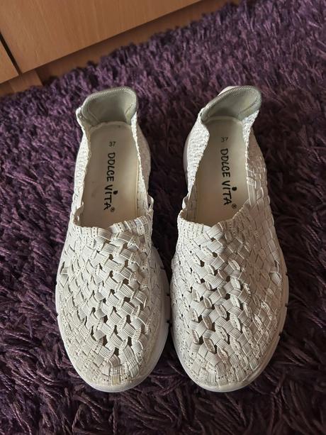 Ľahučké topánky č. 37, 37