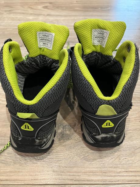 Turisticke topanky, nepremokave, 30