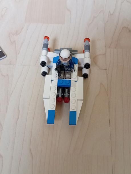 Lego star wars 75160 mikrostíhačka u-wing,