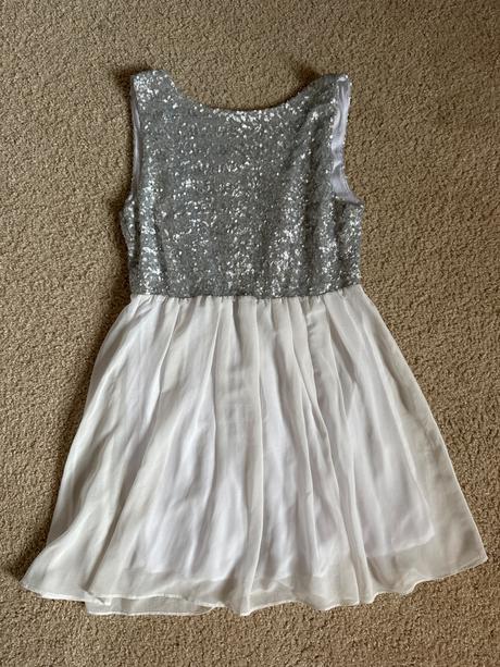 Flitrovane saty, zara,xs