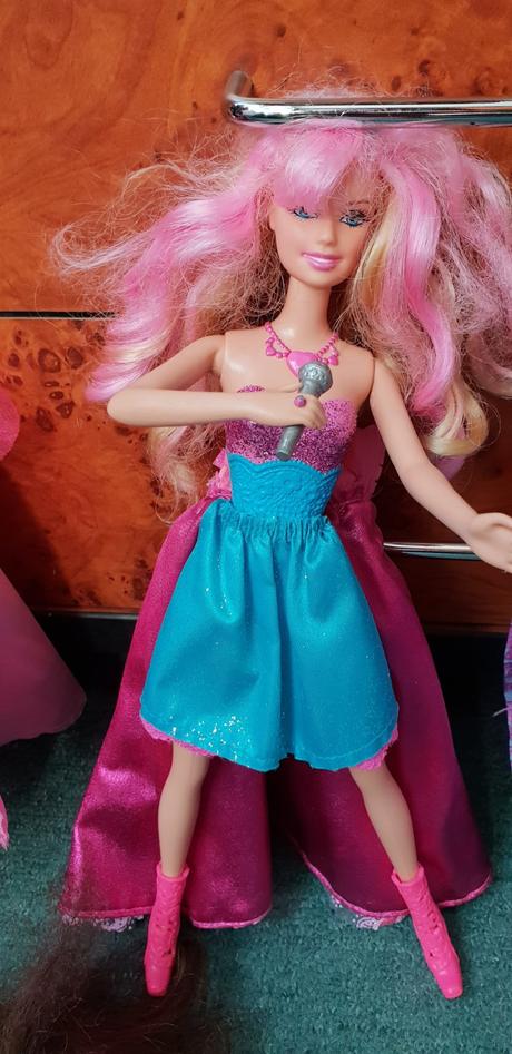 Barbie spevačky,