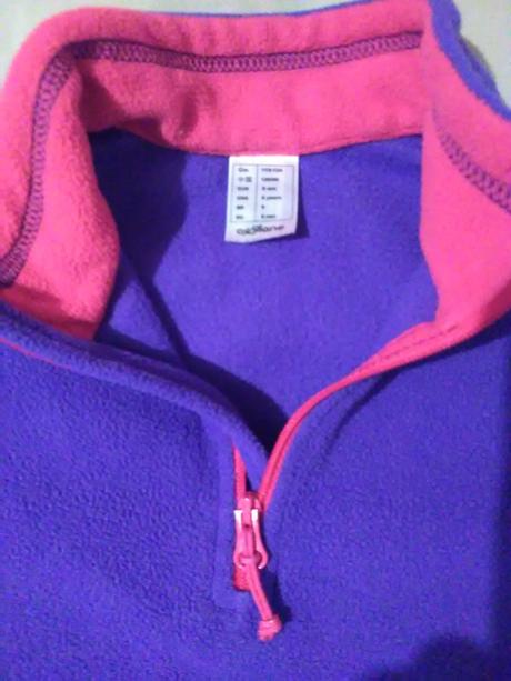 Fialová mikina, 116