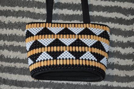 Korálková kabelka,