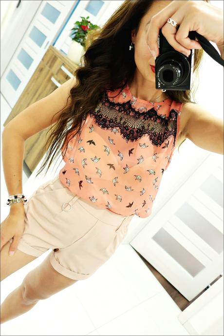 Ružová blúzka, 40