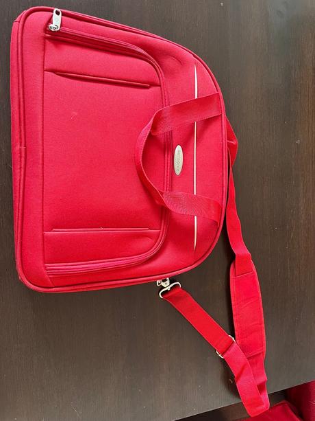 Predám cestovná taška / taška na notebook od renom, samsonite