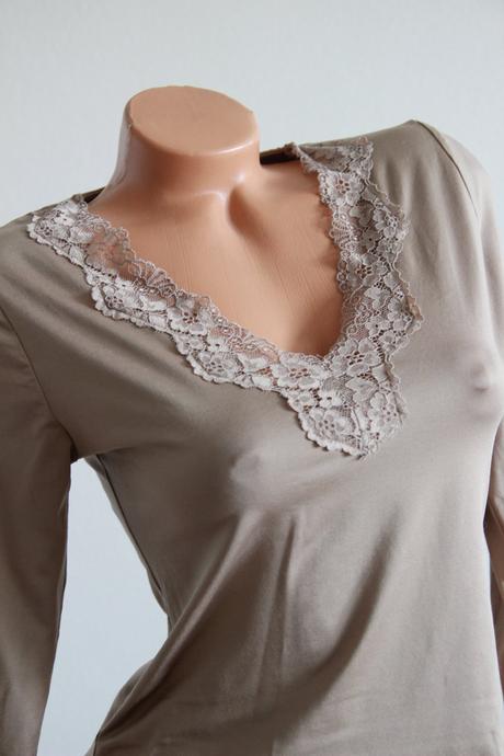 Béžový body top s čipkou, m, m