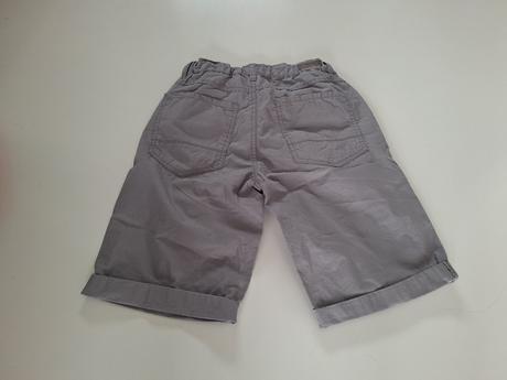 Šortky, c&a,158