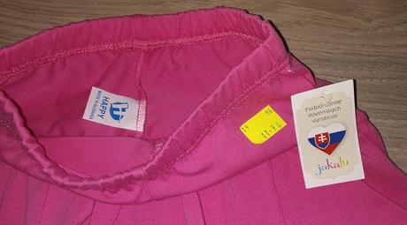 Krátke legíny so sukňou, 86