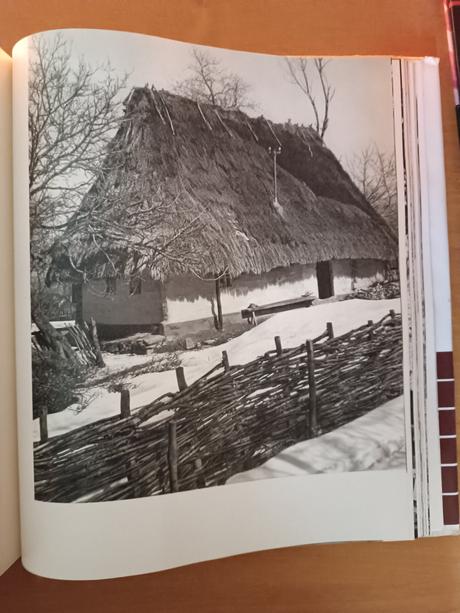 Drevené stavby na slovensku (1971),