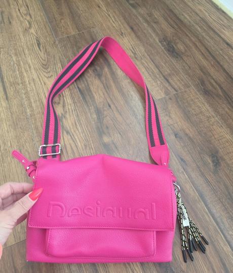 Desigual krásna kabelka, desigual