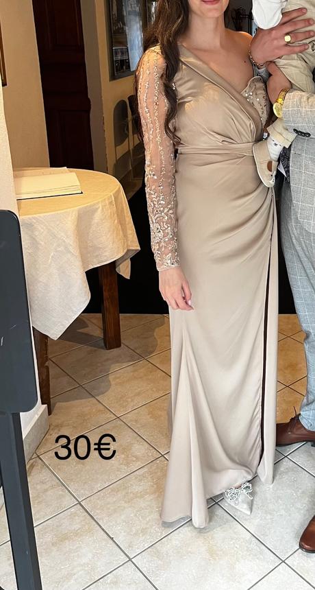 Spolocenske šaty, xs