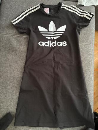 Adidas dievcenske saty, adidas,158