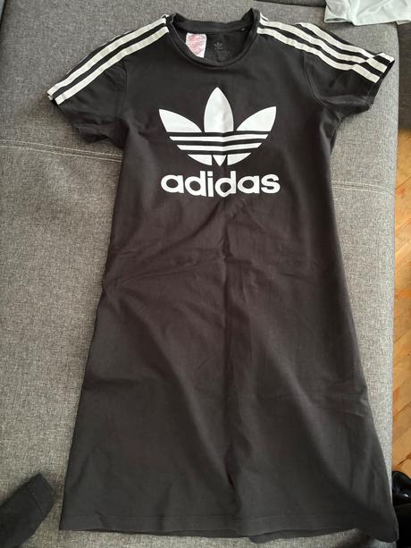 Adidas dievcenske saty, adidas,158