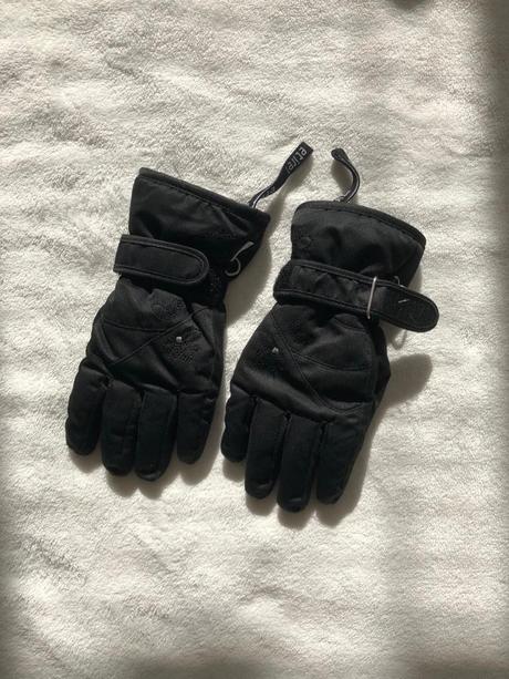 Predam dievcenske oblecenie, 104–116