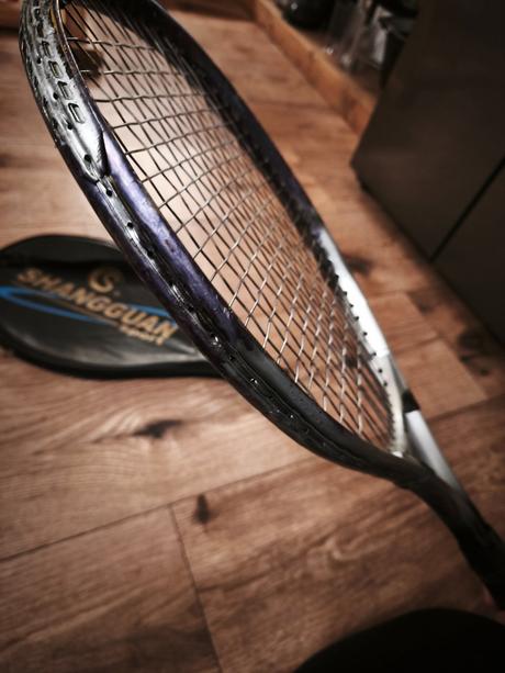 Badmintonová raketa shangguan sport + obal,