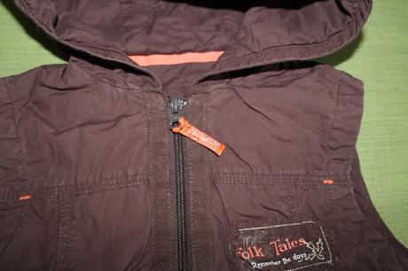 Vesta s kapucňou, 116