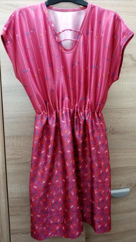 Ružové saty s vtakmi, s