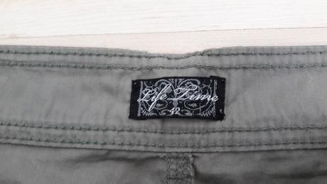 Vojenské nohavice, 42