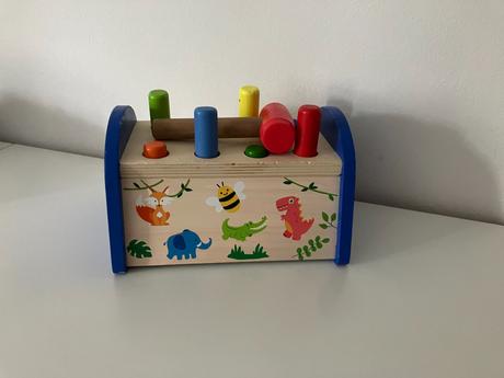 Drevená motorická zatĺkacia hračka, 
