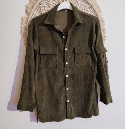 Menčestrová košeľa, l