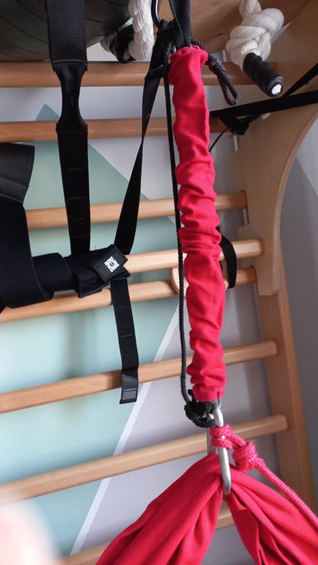 Hojdacka tiki mechulka, 