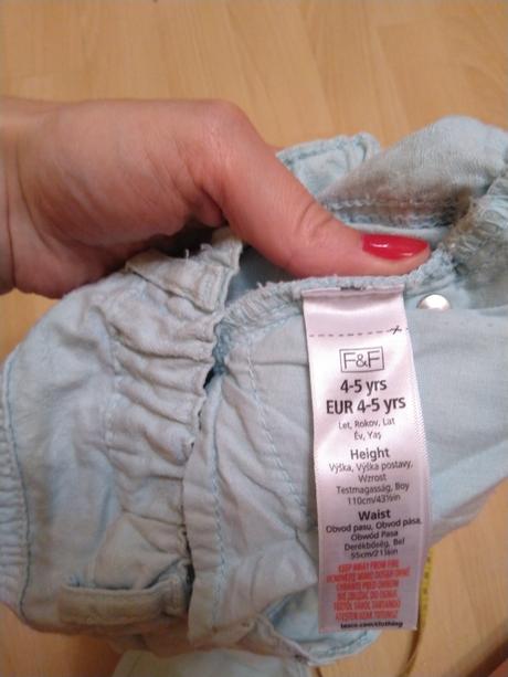 Bledozelene mäkké rifle s jemným vzorom., f&f,110