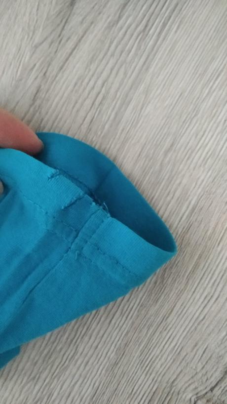 Modré tričko so psom, 122