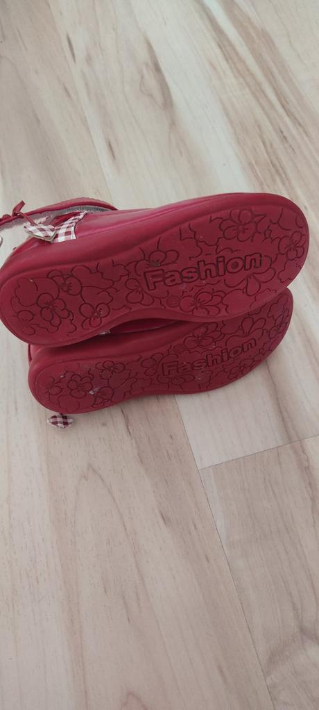 Dievčenské sandále, 28