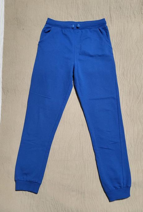 Chlapčenské tepláky velk. 140, sinsay,140