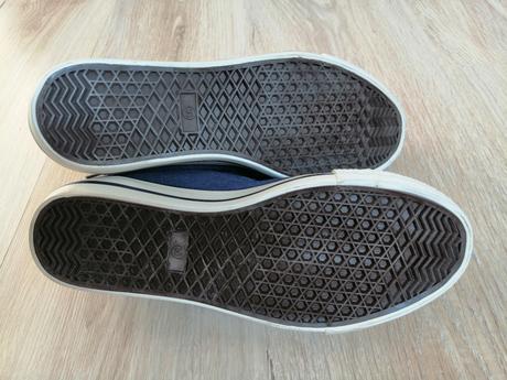 Platenky nenosene, 35