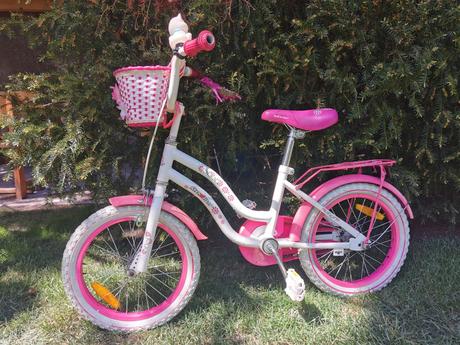 Dievčenský bicykel, 16