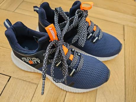 Tenisky, authority,35