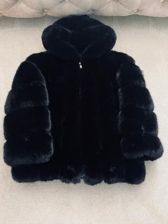 Kožuch s veľkou kapucňou, m