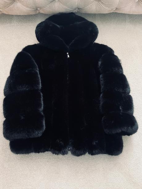 Kožuch s veľkou kapucňou, m