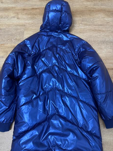Modrá metalická bunda, sinsay,152