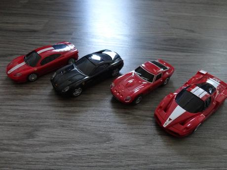 Autá - angličáky + na zotrvačník - 15 ks, 