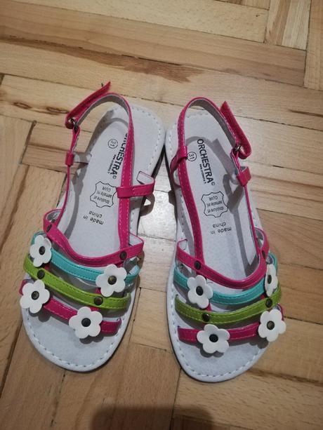 Sandálky orchestra, 31