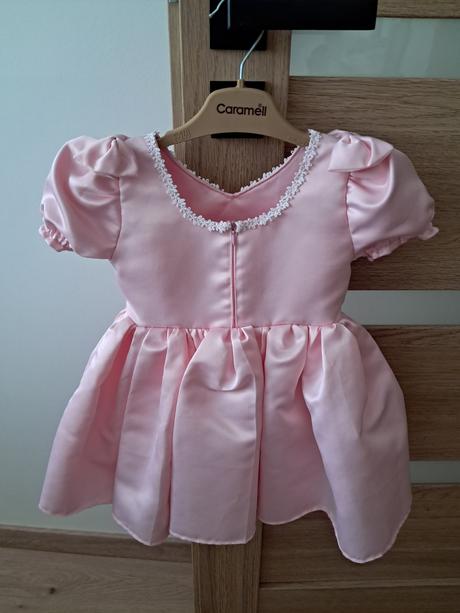 Šaty pre dievčatko s čelenkou, 80